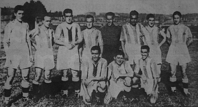 Donostia taldea (Errepublika garaiko Reala), 1933-34an. Zutik eskuinetik bigarrena, Pedro Irastortza. 